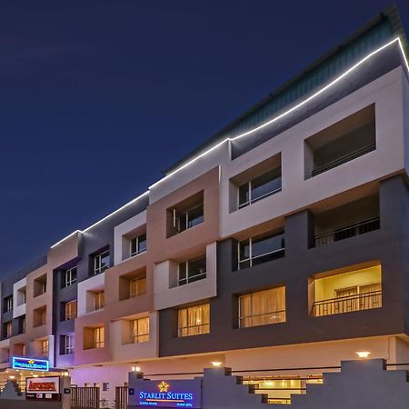 Starlit Suites Newtown Kolkata Bagian luar foto