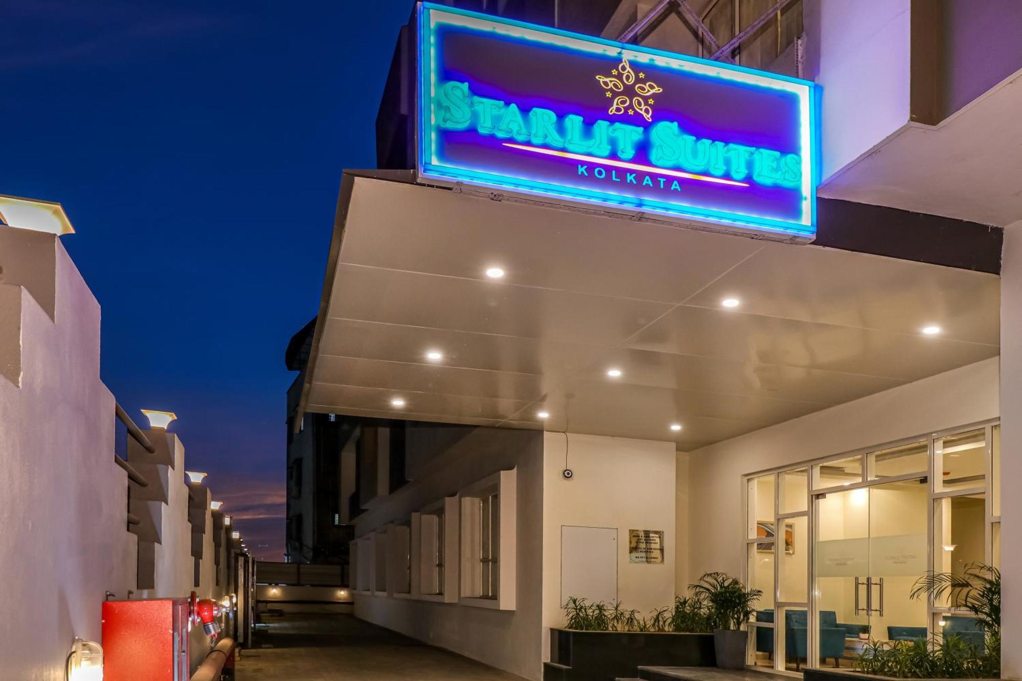 Starlit Suites Newtown Kolkata Bagian luar foto